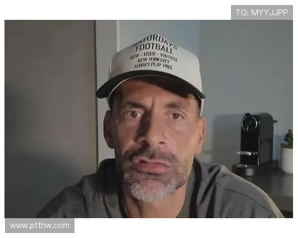 费迪南德:理解阿森纳球员退出与弗格森观点一致 费迪南德:理解阿森纳球员退出与弗格森观点一致